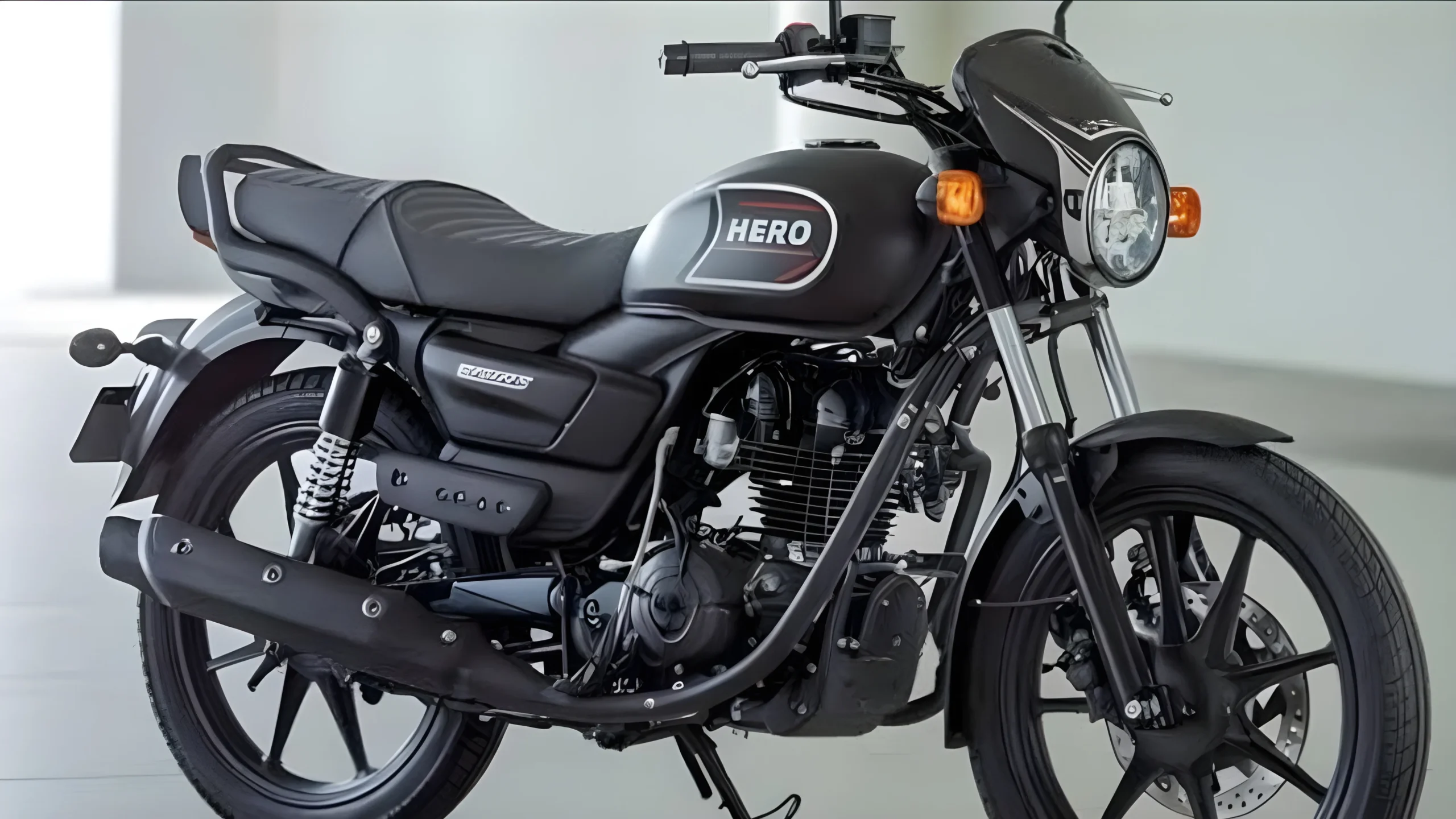 Hero Splendor Plus Classic 125 Bike Launched